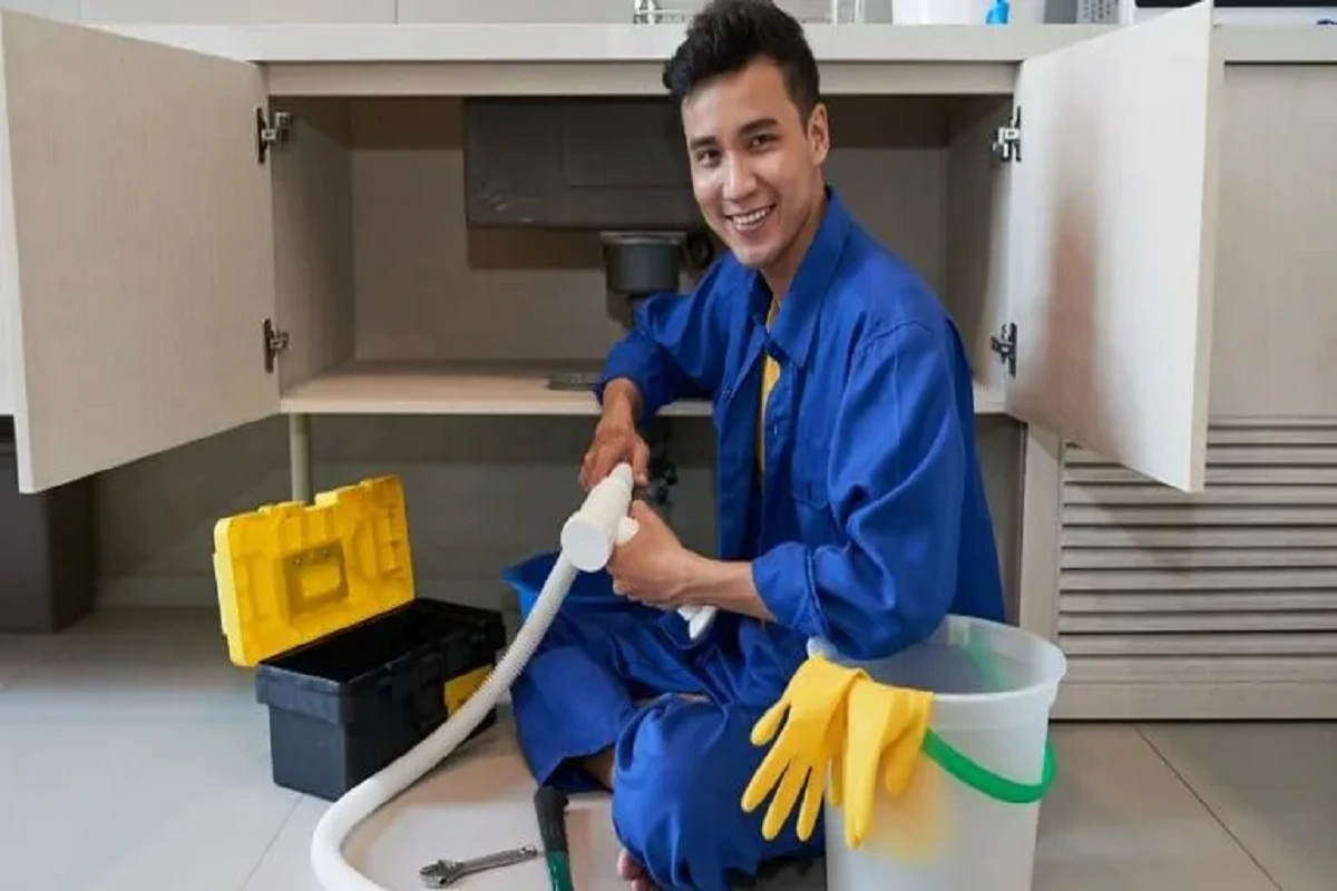 8 Common Plumbing Problems Causes and Solutions